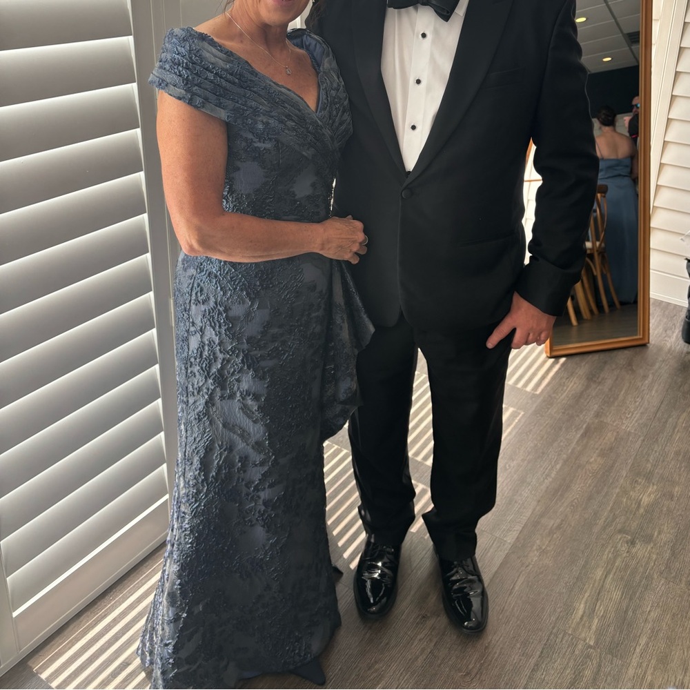 Montage Mon Cheri Elegant navy blue formal dress